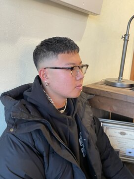 リトルマンバーバーショップ(LITTLEMAN BARBERSHOP) クロップスタイル