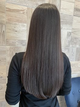 エルバイシオン(aile by sion)の写真/【柔らかく自然なサラ艶髪へ】髪の根本からお悩みを改善し、思わず触りたくなるストレートヘアを実現