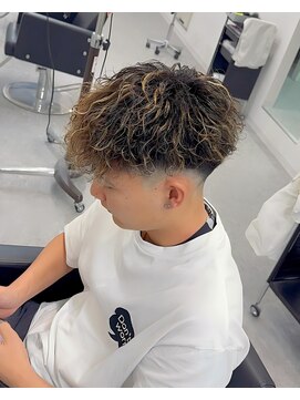 ブライト(BRIGHT) マッシュツイストスパイラルパーマ