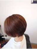 ショートボブ