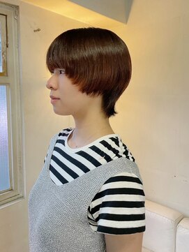 タヴィ(Tavi) マッシュウルフのショートカット/マッシュカット/ウルフカット