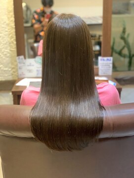 マリポサ(Mariposa) ツヤツヤストレート/髪質改善