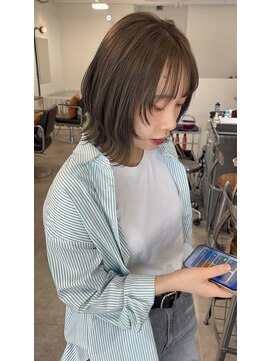 ラボ(LABO) レイヤーボブ×グレージュカラー　20代30代40代