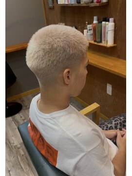 ヘアーサロン アトリエ(Hair salon ATORIE) ボウズスタイルブリーチカラー