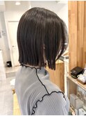 ミディアムヘア暗めカラーデザインカラーフェイスフレーミング