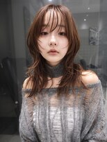 イリ(iLi)&nbsp;【iLi×REN】ハッシュカット/レイヤーカット/顔まわり