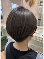 ジール(zeal)&nbsp;ハイライト/ダークアッシュ/ショートカット/刈り上げ