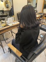 ニール(Neale.) 黒髪ブルーブラック12.25