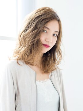 アメリエギャルソン 岩槻店(amelie et garcon) 切りっぱなし大人ウェーブ 【artemani岩槻店】