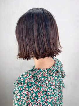 アルバム 銀座(ALBUM GINZA) 切りっぱなしボブ_外ハネボブアッシュブラウン_ba271981