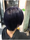 黒に近い紫髪　ブラックパープルヘアカラー