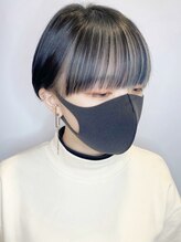 【マッシュショート×インナーカラー】