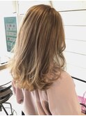 ハニーベージュ