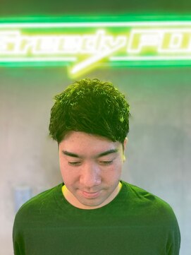 グリーディーフォックス 代々木(Greedy FOX) 韓国マッシュ/センタ-パ-ト/ツイストスパイラル/スキンフェード