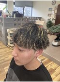 ツイストハイライトマッシュ3 〔千葉／メンズ〕