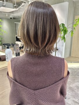 ナナローネス(nana loness) レイヤーカット レイヤーボブ ミディアムヘア ミディアム