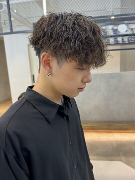 ゼスト リル 新宿(ZEST lill) ツイストスパイラルパーマ ツイストパーマ 新宿 新宿東口