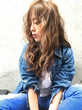 レオニード 表参道(LEONID) 西海岸風くねくねくせ毛ウェーブ