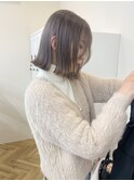 透け感シアーグレージュ×ぷつっとボブ