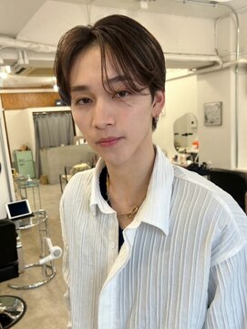 ポーチバイハニー オモテサンドウ(PORCH by HONEY omotesando) ブルーブラックセンターパート韓国マッシュニュアンスパーマ2