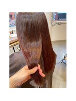 エン(En,) ツヤと色持ちのレッドブラウン