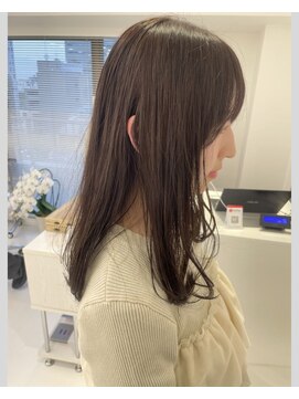 ニューカマー バイ ヘッドライト シブヤ(NEW COMER by HEADLIGHT shibuya) ナチュラルブラウン×セミロングレイヤー