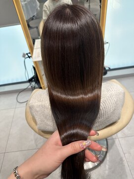 ロンドルピナス 小倉(Lond Lupinus) ミディアムヘア暗めカラー/デザインカラー/フェイスフレーミング