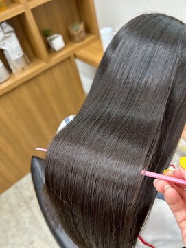 コニー(coni) 【吹田・髪質改善】縮毛矯正/トリートメント/マンツーマン