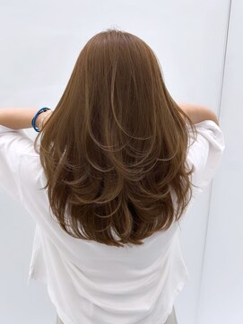 ジュイル ハラジュク(JEWIL HARAJUKU) 大人上品なセミロングレイヤー