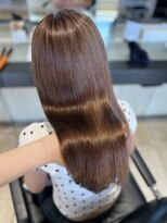 エクラバイナチュラル(eclat by Natural)&nbsp;大人女性のための上質ストレートヘア/抜け感ブラウンストレート