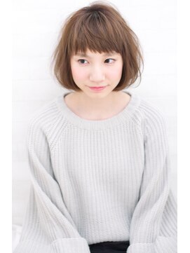 ウィーブス セタガヤ(weaves -SETAGAYA-) [weaves -SETAGAYA-] グレージュ＋キッチュ感＝上級こなれボブ