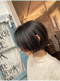 くびれショートボブ