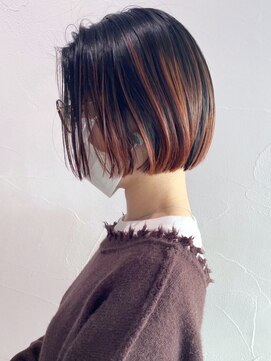 アイティー バイ アルバム 中野店(IT by ALBUM) ボルドーボブ_ショートパーマホワイトアッシュ_ba312551