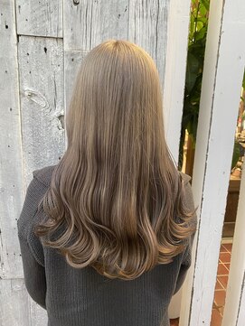 アン(Hair make un) ミルキーベージュ