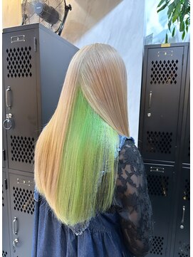 ヴァイス 渋谷店(VAICE) ホワイトベージュ　インナーカラー ペールグリーン