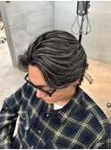 メンズハイライトメッシュ　センターパート　ホワイトメッシュ