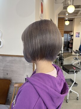 ラック 津田沼(LUCK) シルバー/津田沼/ブリーチ