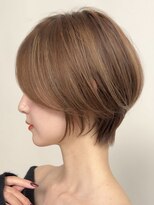 ソワネ 表参道(soigne)&nbsp;ショートボブくびれショートヘア顔周りレイヤー白髪ぼかし30代