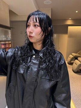 サンド 池袋 2nd(sand) パツっと前髪　ロングレイヤーパーマ　顔周り