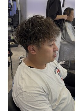 アグ ヘアー ギャビー 長泉店(Agu hair Gabby) 佐藤秋斗-メッシュを活かしたツイストスパイラル