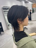 ルキア(Lukia)&nbsp;くびれで魅せる、大人のウルフ