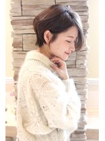 レウナ 外苑前(Reuna)&nbsp;大人可愛いひし形ボブ耳かけマッシュショートボブ