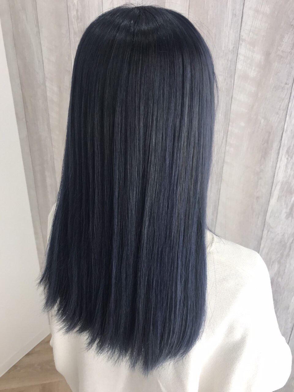 New Red🍒 鮮やかで個性的な赤。自信に溢れた自分でいられる
