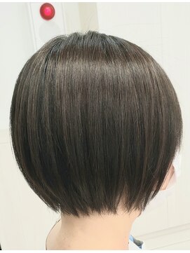 アッシュ 橋本店(Ash) コンパクトボブ