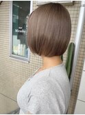 ショートボブ×ミルクティーベージュ♪