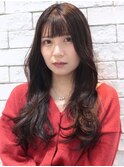 くびれ巻きアレンジ ロングレイヤー ゆるめカール 20代