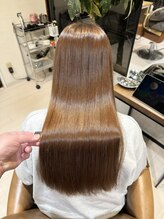 タスメット(+Met.) 髪質改善／縮毛矯正/白髪染め/美髪/艶髪/＋Met./30代/40代/50代