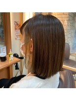 美容室ヒラトヤ 仙北店 20代30代40代大人可愛い耳かけイヤリングカラーストレート