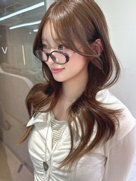 ヴェイ(VEYY.) 横顔盛れるお顔周りカット