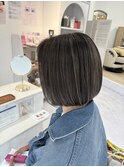 バレイヤージュボブ　（白髪ぼかし）
